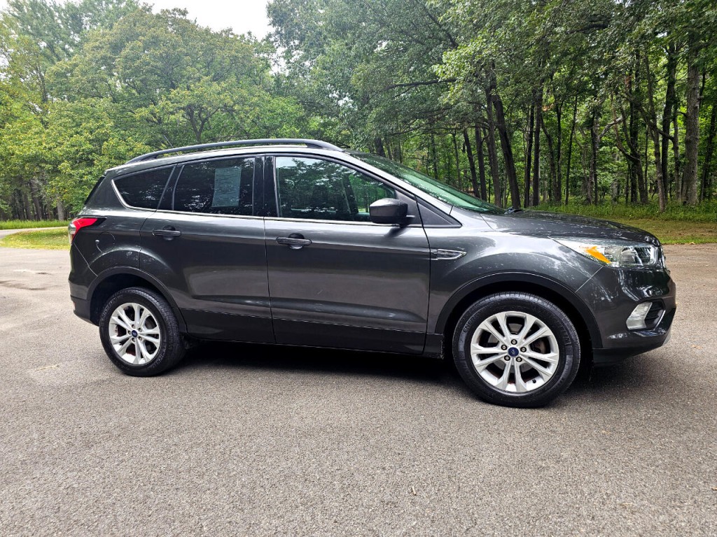 2018 Ford Escape Image 3
