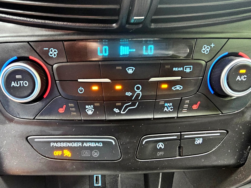 2018 Ford Escape Image 43