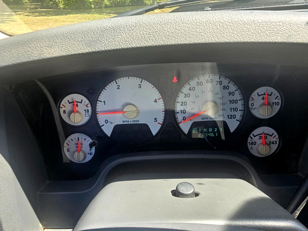2006 Dodge Ram 2500 Image 36