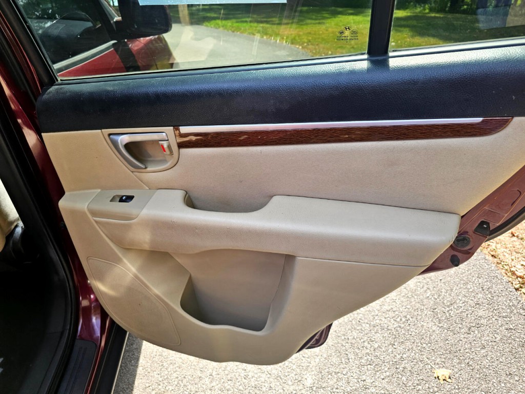 2008 Hyundai Santa Fe Image 16