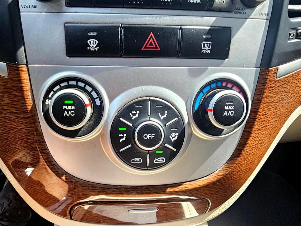 2008 Hyundai Santa Fe Image 33
