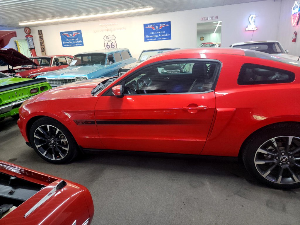 2012 Ford Mustang Image 3