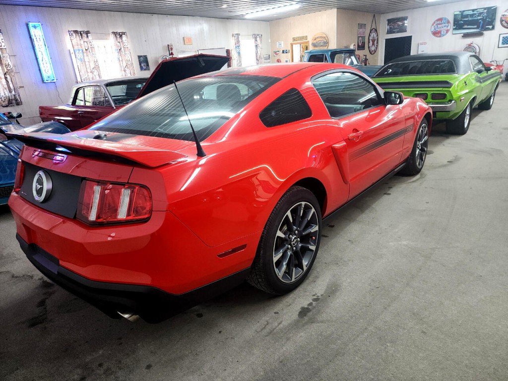 2012 Ford Mustang Image 5