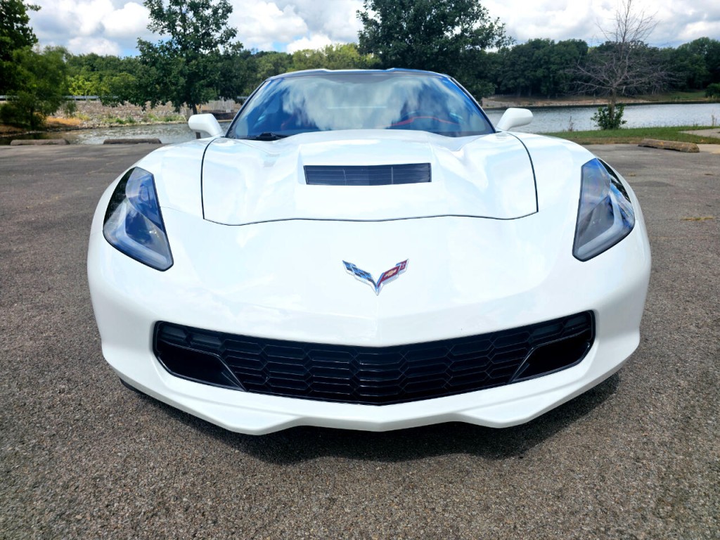 2015 Chevrolet Corvette Image 13