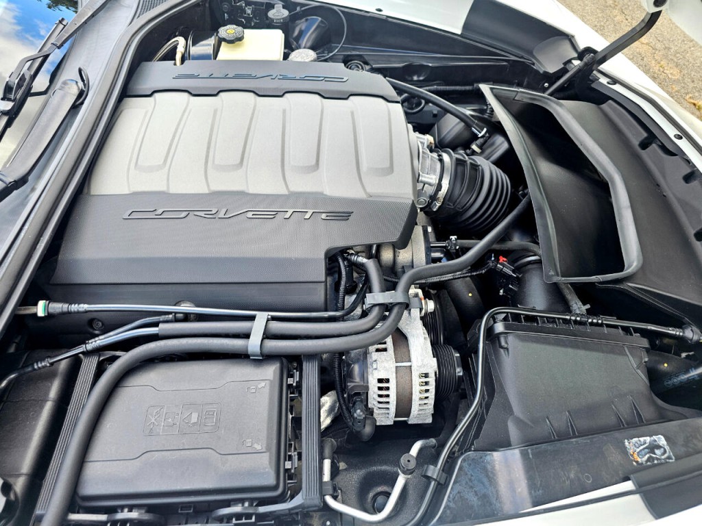2015 Chevrolet Corvette Image 24