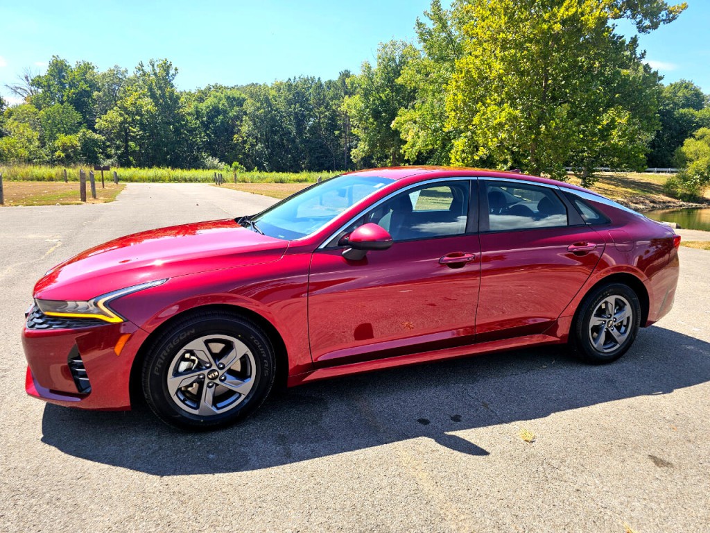 2021 Kia K5 Image 11