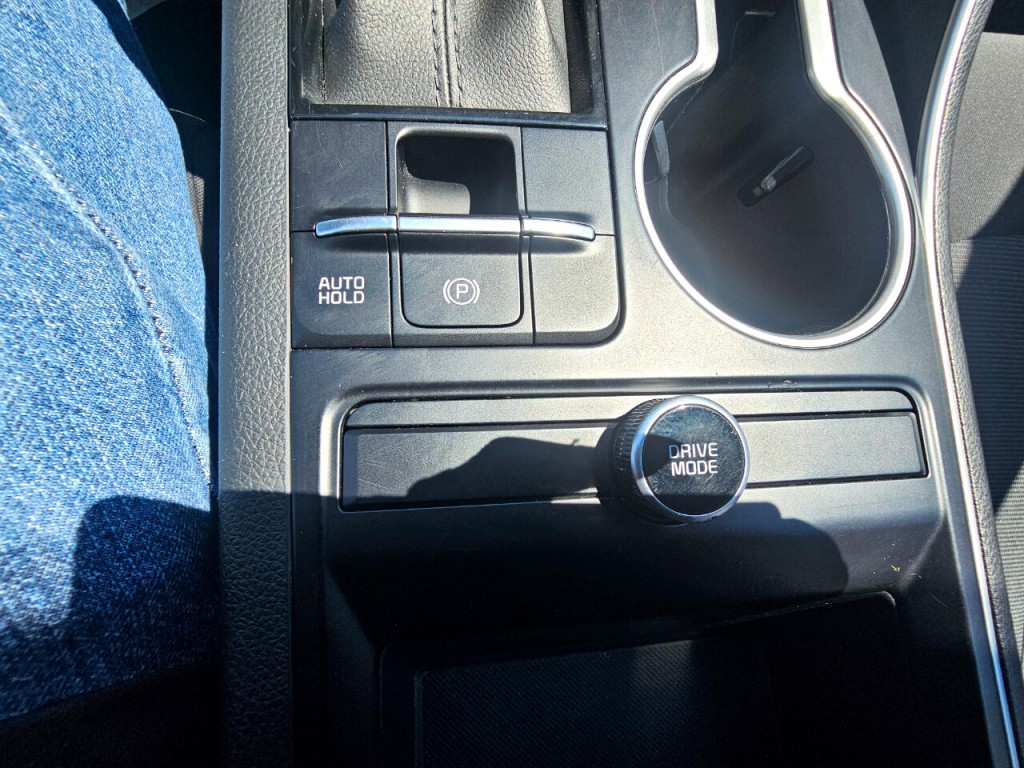 2021 Kia K5 Image 44