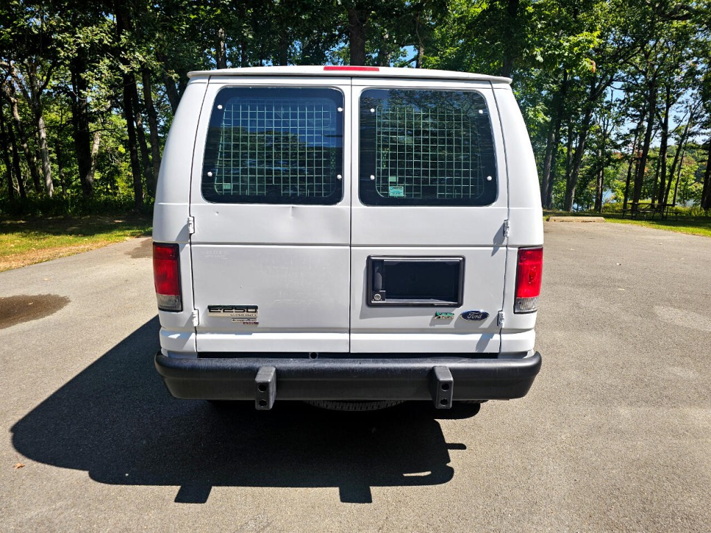 2013 Ford Econoline Image 7