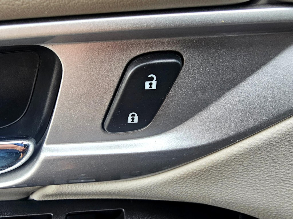 2014 GMC Terrain Image 33