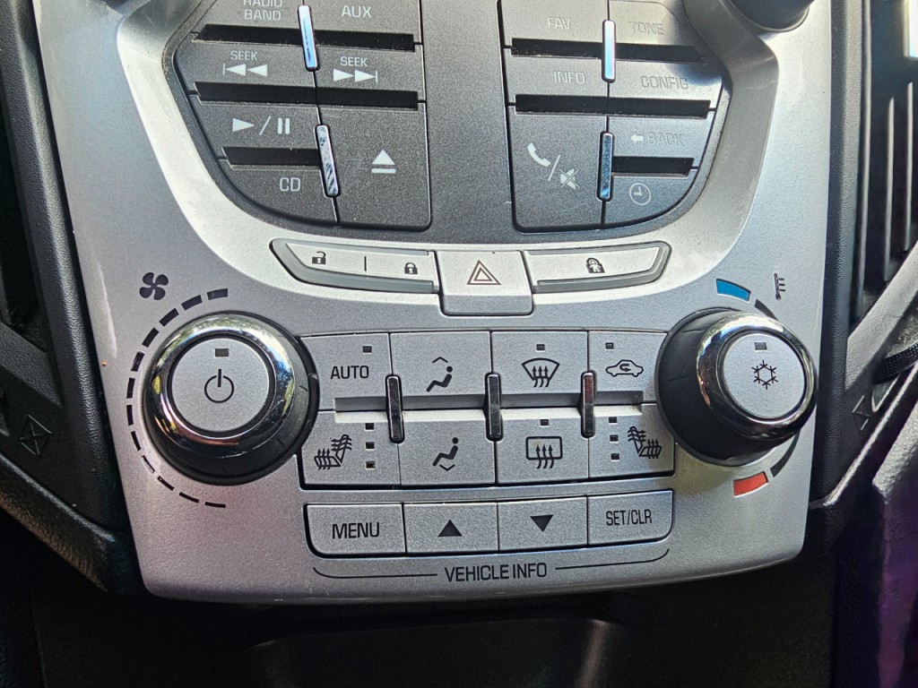 2010 Chevrolet Equinox Image 30