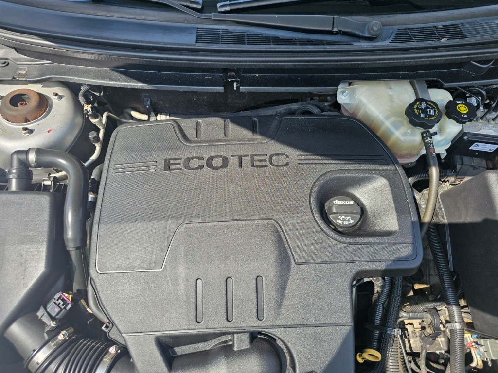 2011 Chevrolet Malibu Image 28