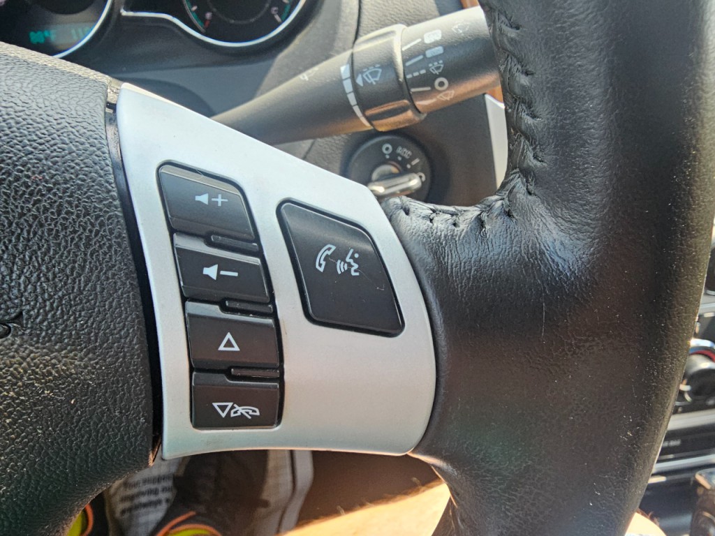 2011 Chevrolet Malibu Image 36