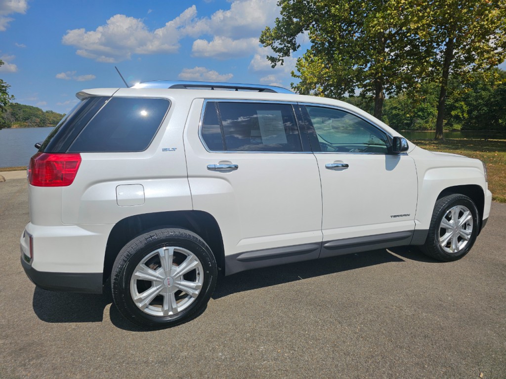2017 GMC Terrain Image 5