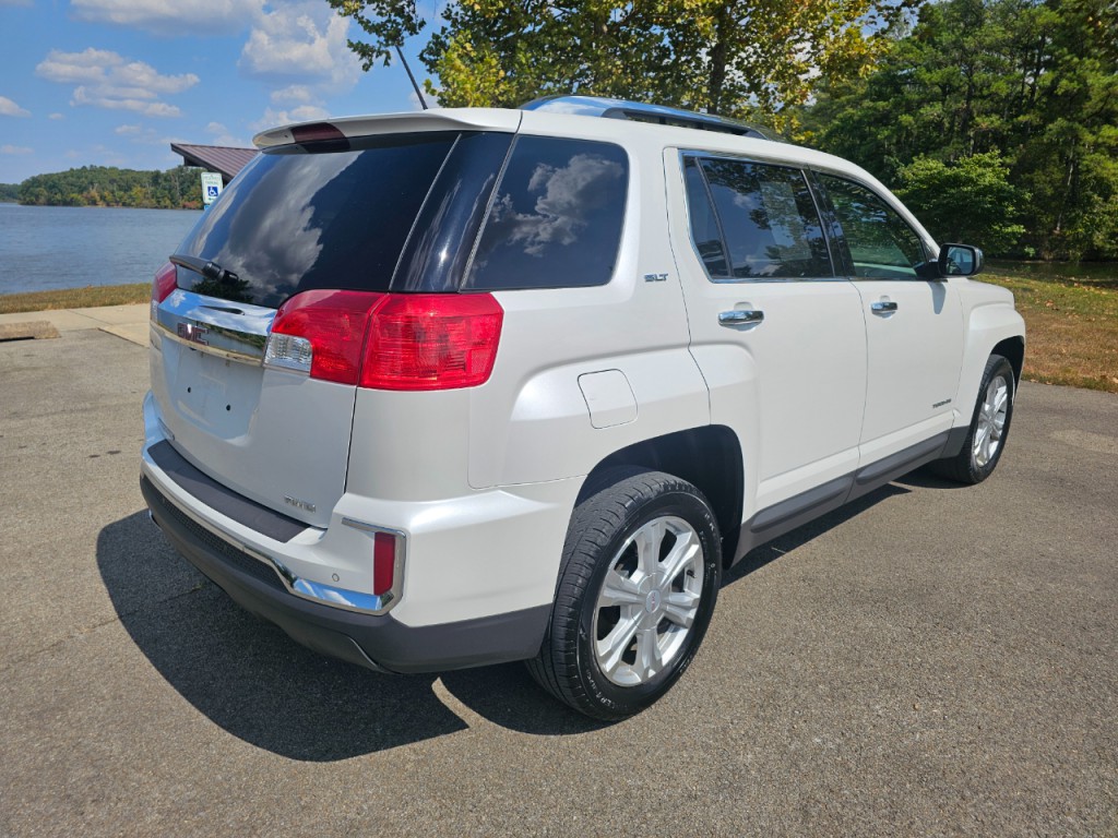 2017 GMC Terrain Image 6