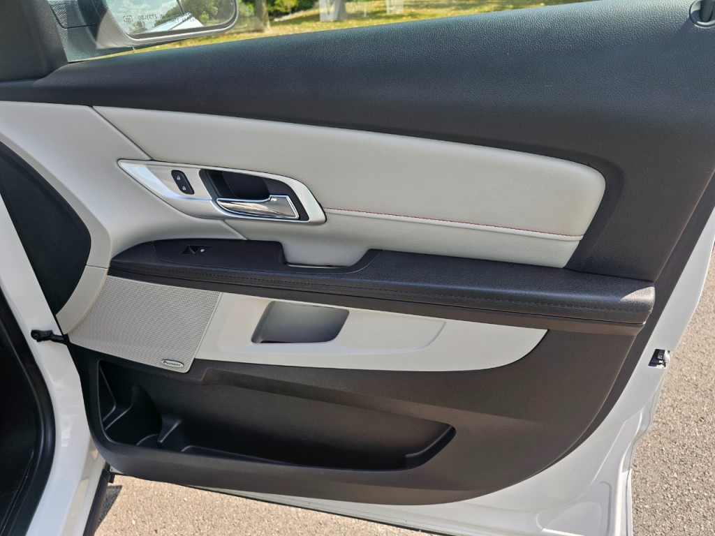 2017 GMC Terrain Image 18