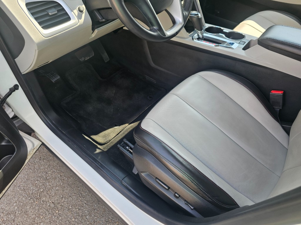 2017 GMC Terrain Image 28