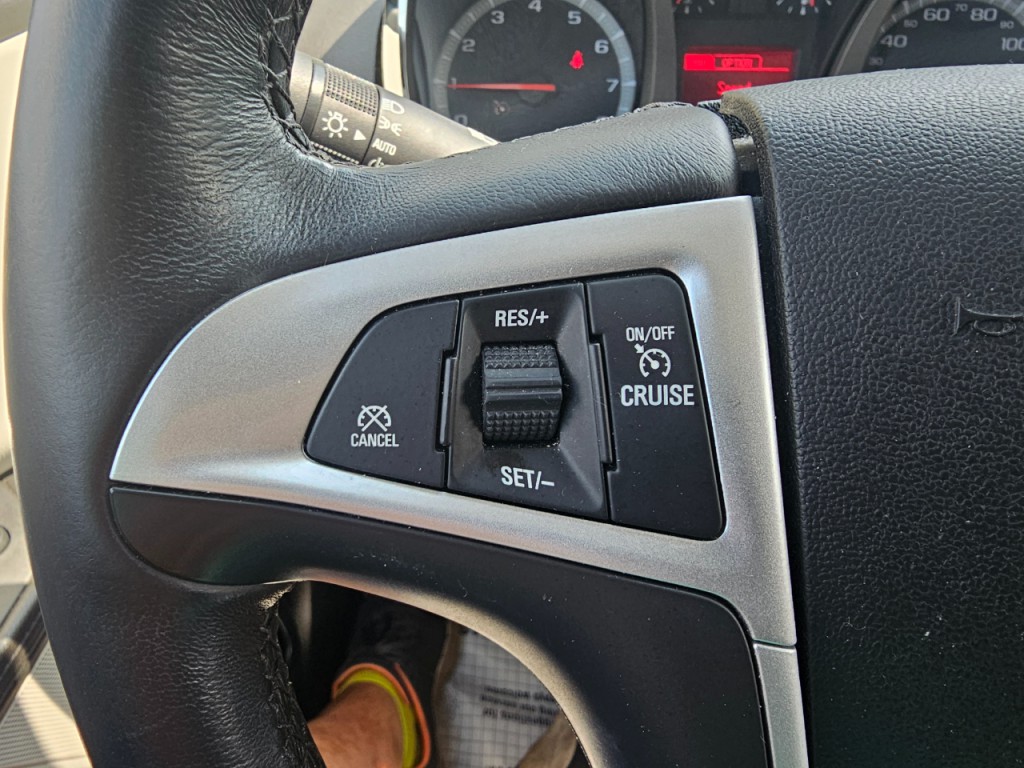 2017 GMC Terrain Image 38