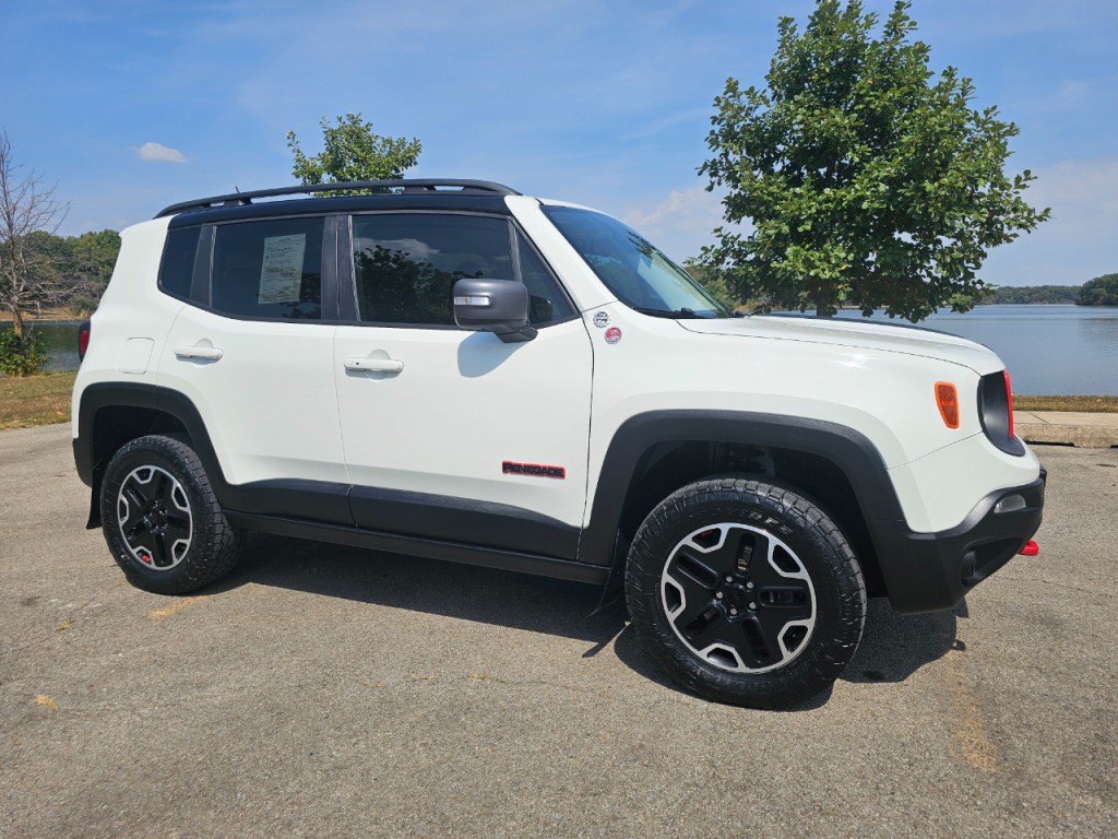 2017 Jeep Renegade Image 3