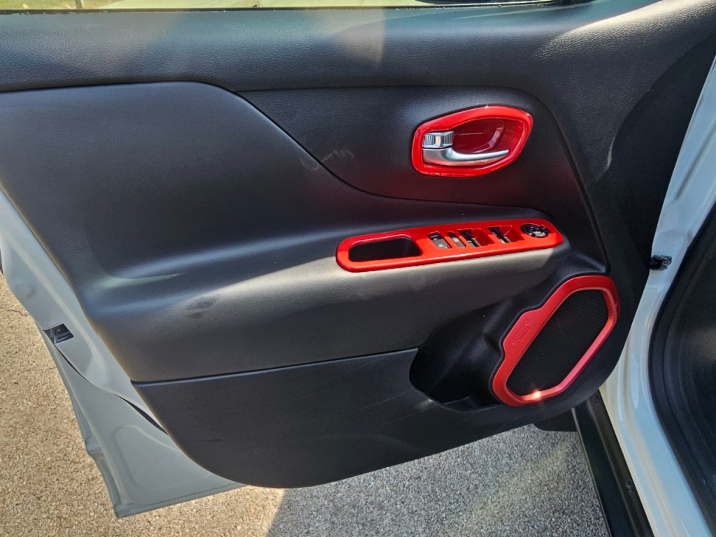 2017 Jeep Renegade Image 27