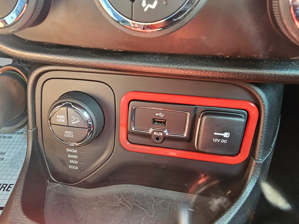 2017 Jeep Renegade Image 44