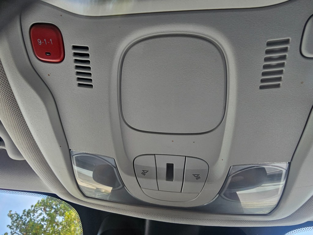 2017 Jeep Renegade Image 47