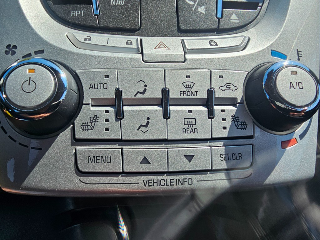 2015 Chevrolet Equinox Image 43