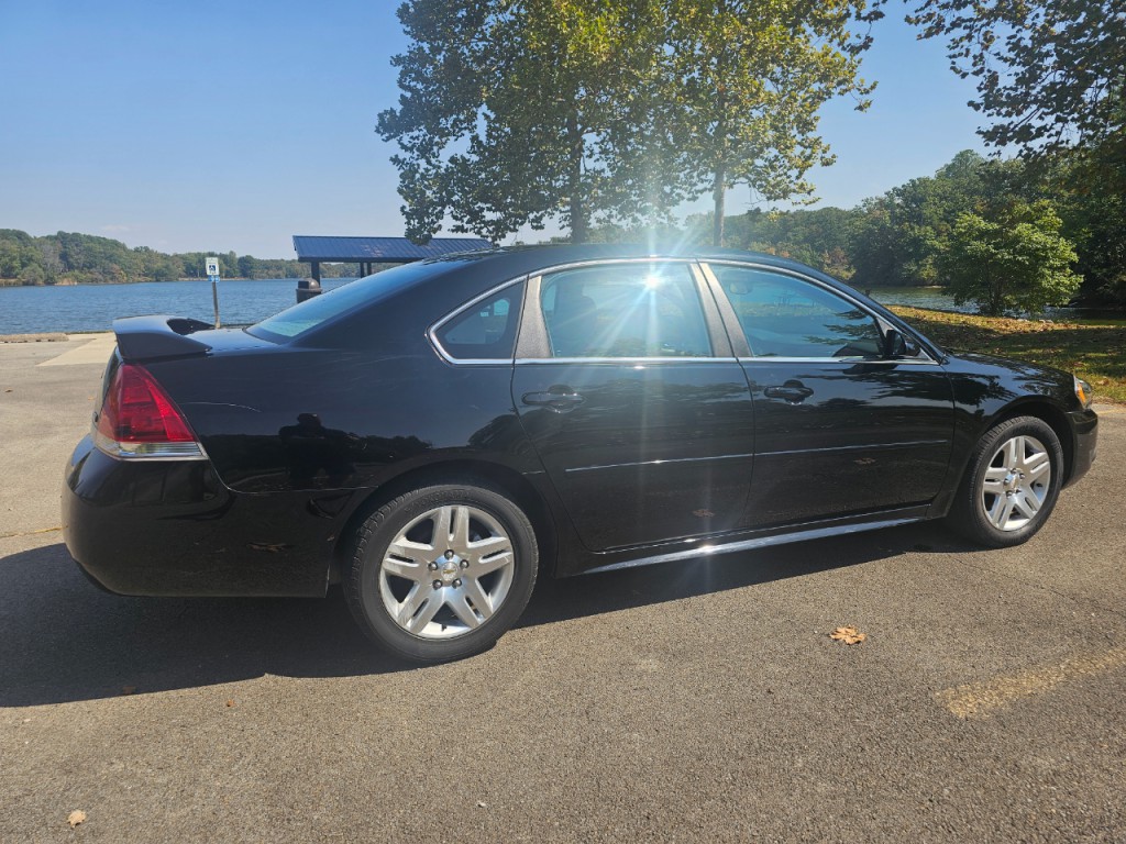 2011 Chevrolet Impala Image 5