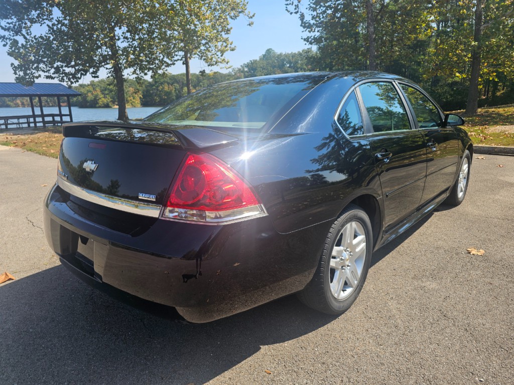 2011 Chevrolet Impala Image 6
