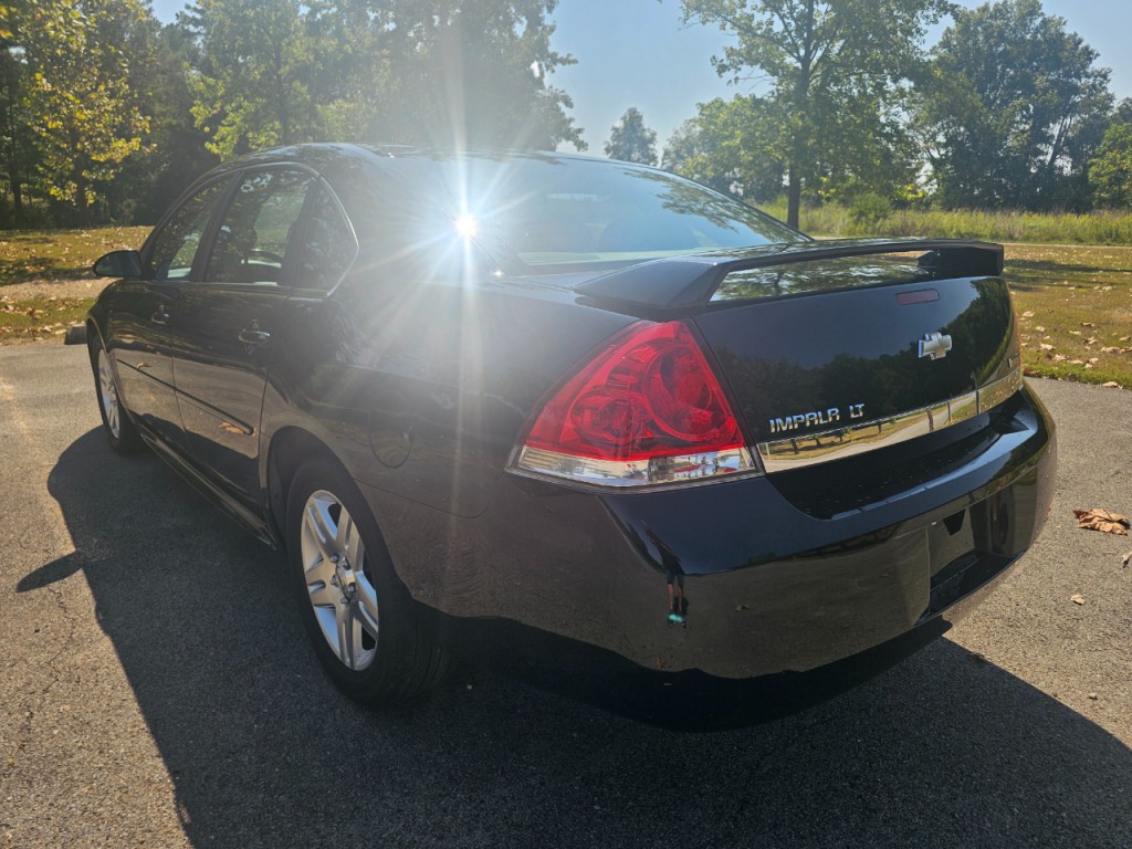 2011 Chevrolet Impala Image 8