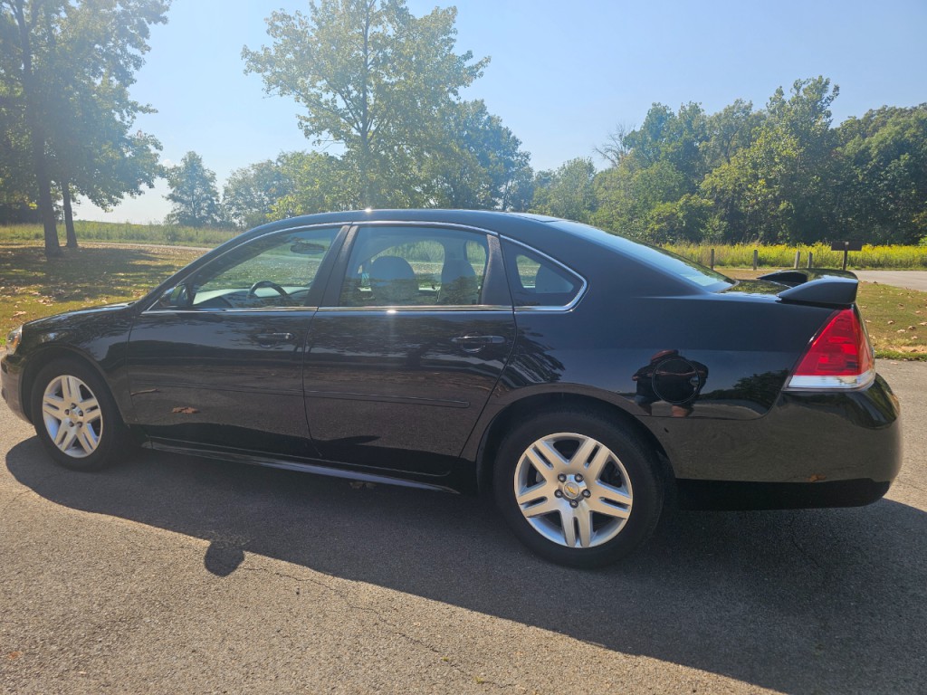 2011 Chevrolet Impala Image 9