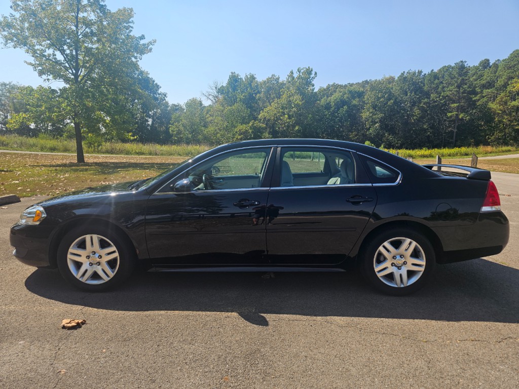 2011 Chevrolet Impala Image 10