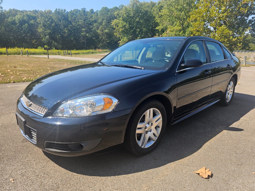 2011 Chevrolet Impala Image 12