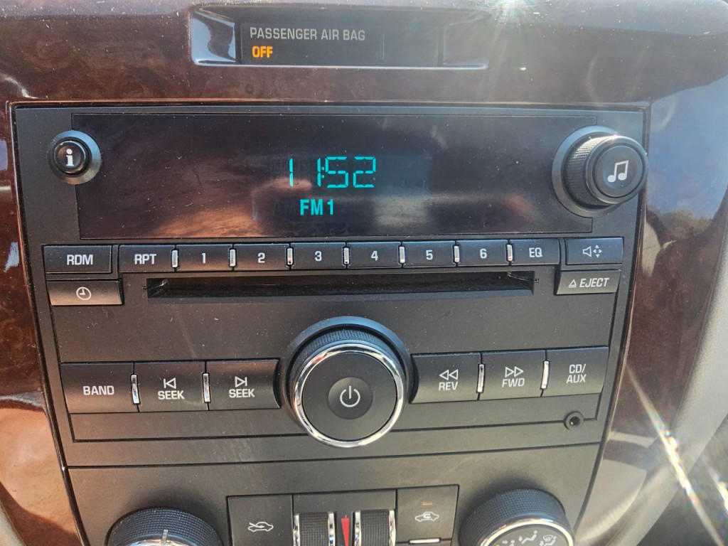 2011 Chevrolet Impala Image 38