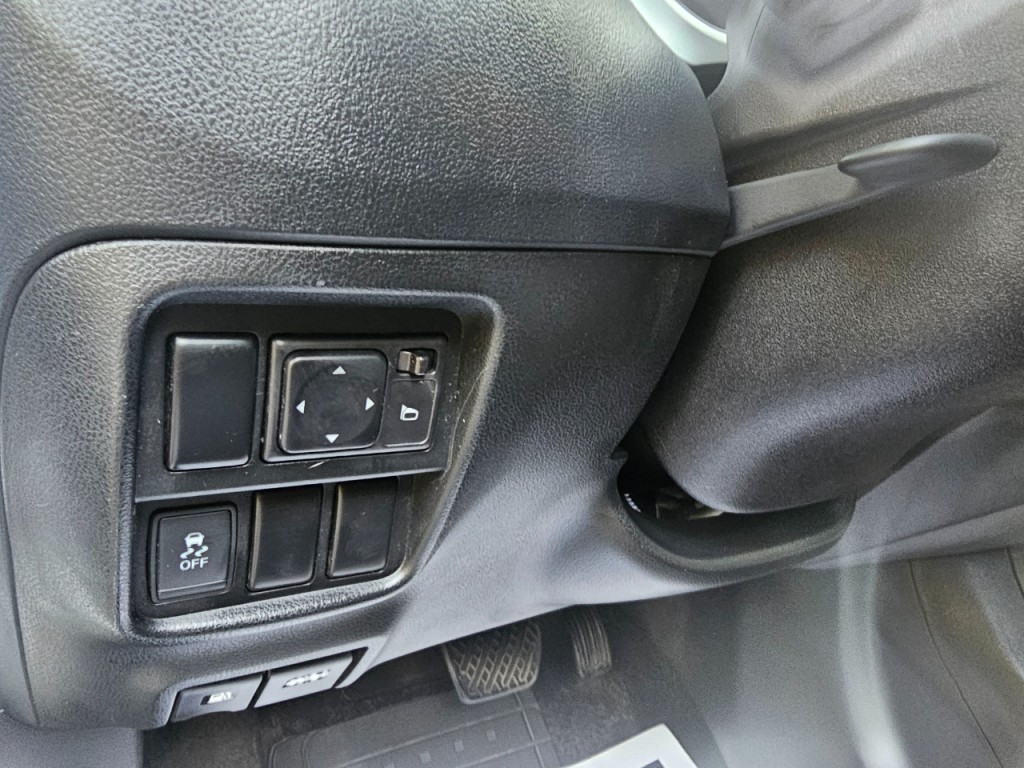 2014 Nissan Juke Image 30