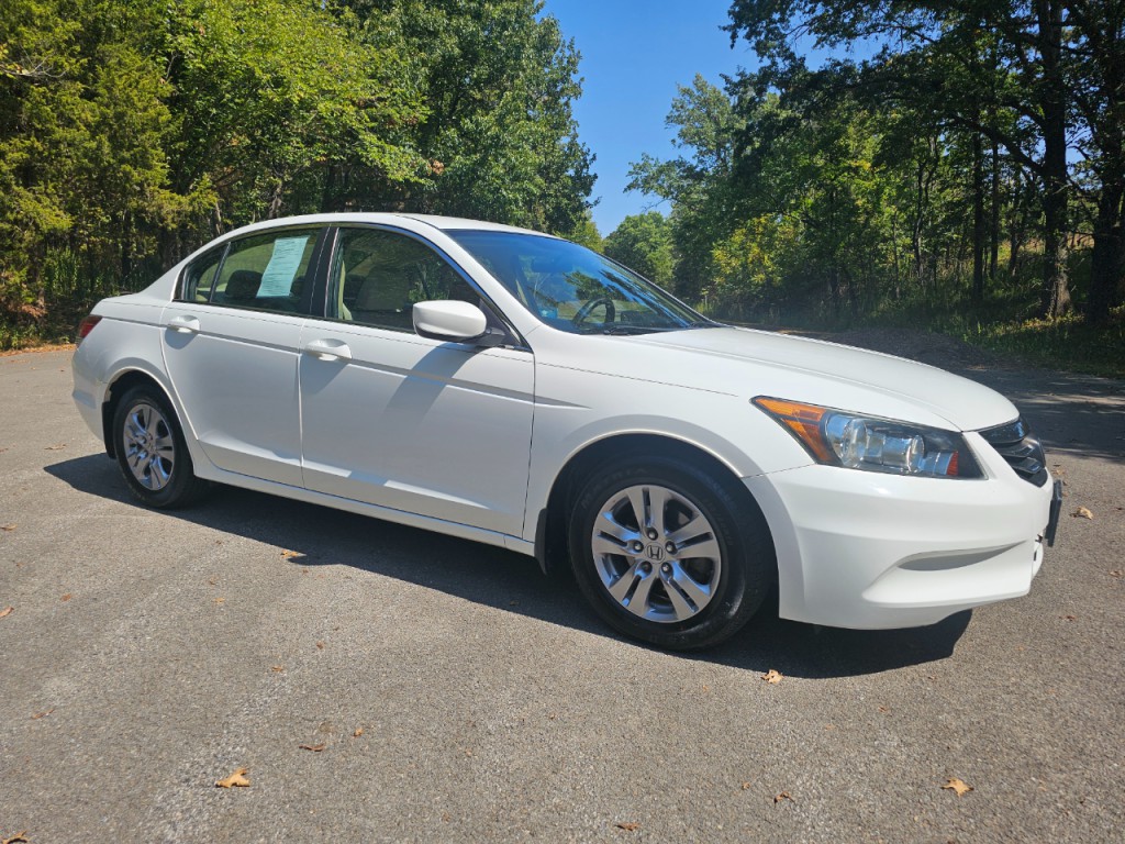 2012 Honda Accord Image 3