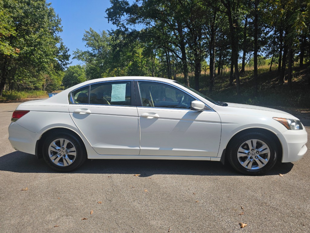 2012 Honda Accord Image 4