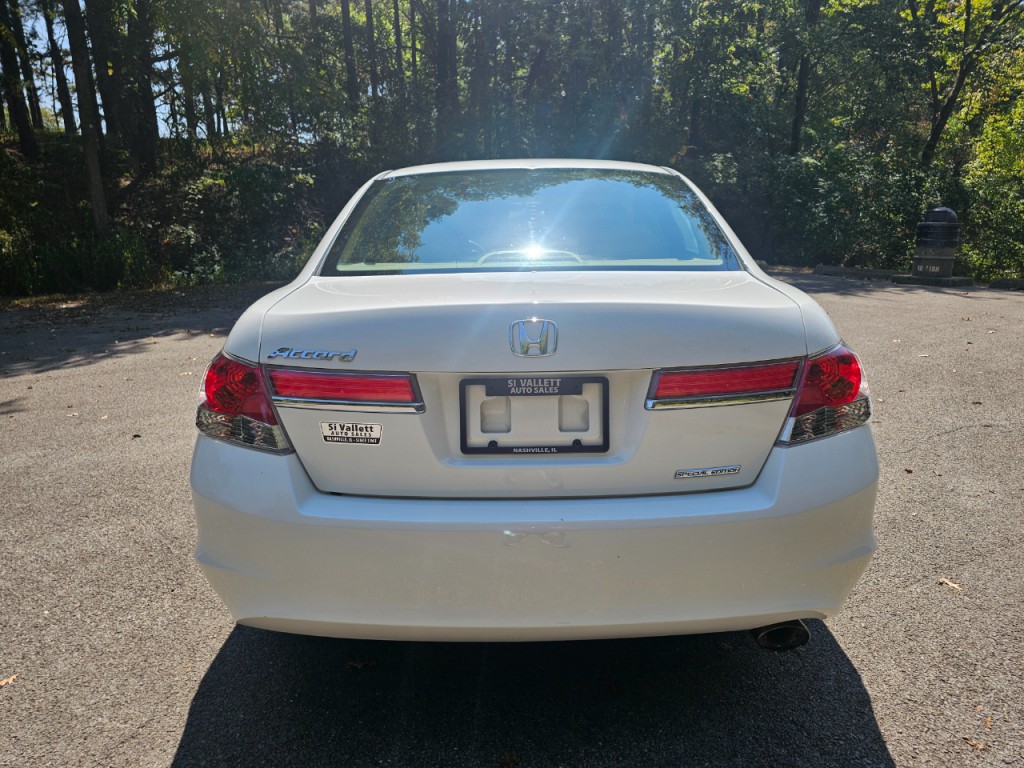 2012 Honda Accord Image 7