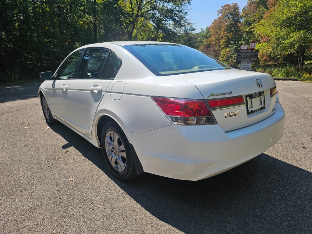 2012 Honda Accord Image 8
