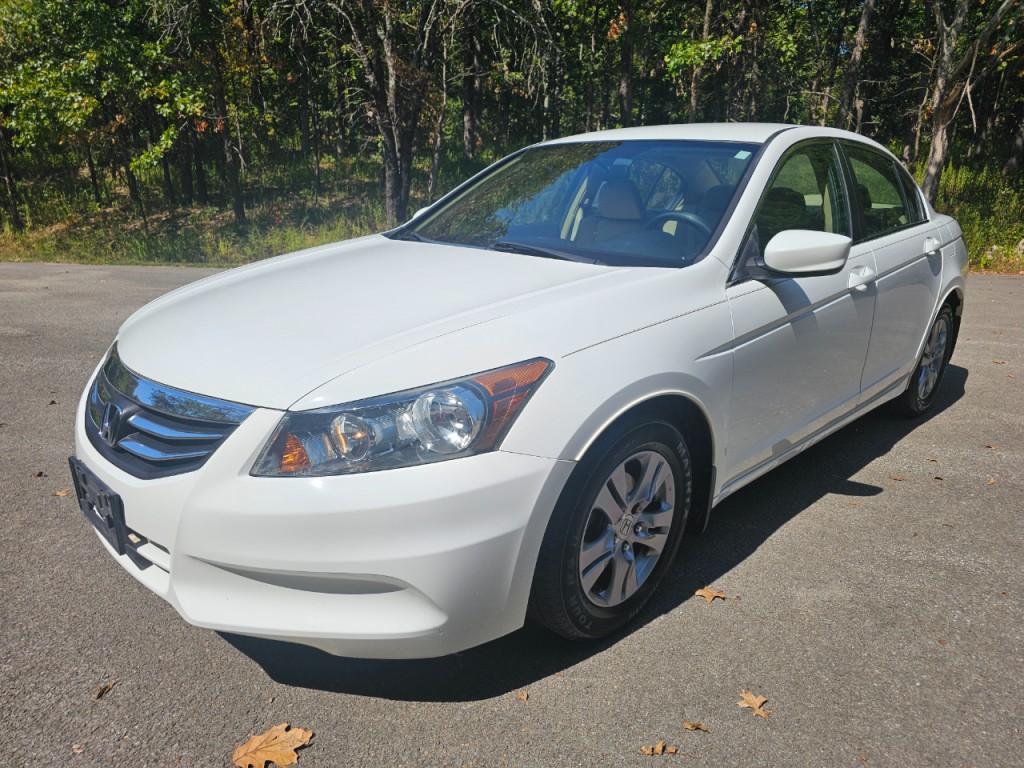 2012 Honda Accord Image 12