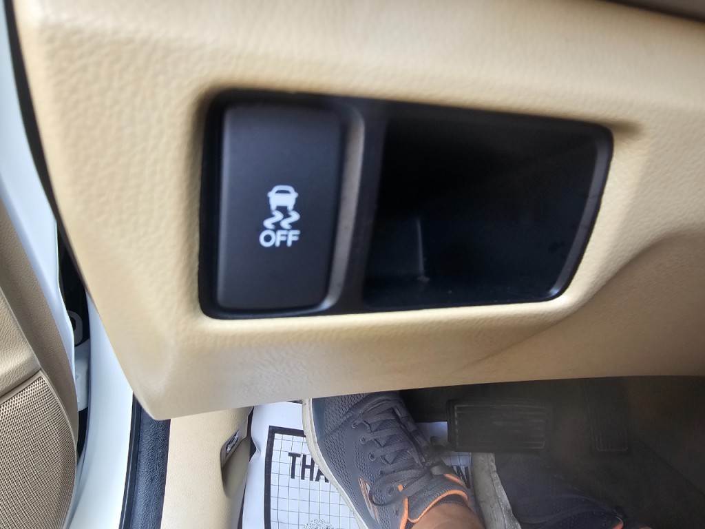 2012 Honda Accord Image 32