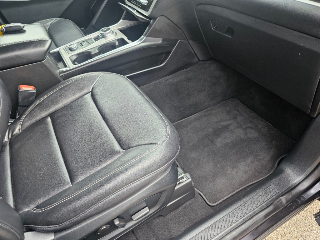 2021 Ford Explorer Image 19