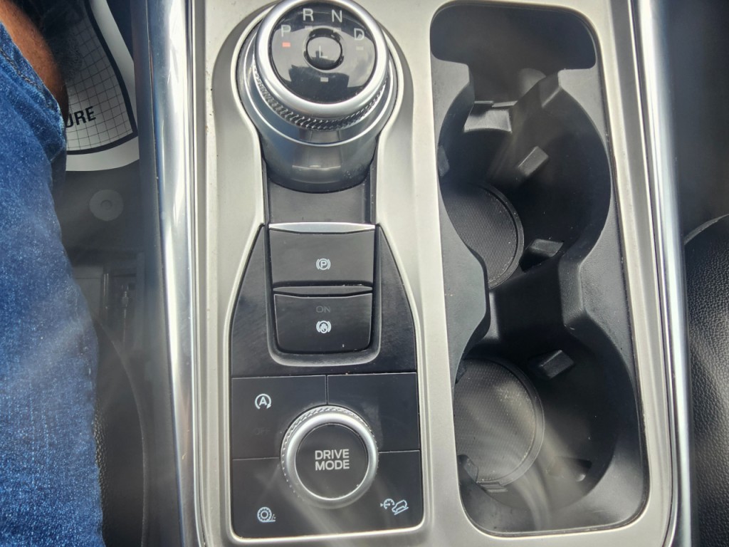 2021 Ford Explorer Image 47