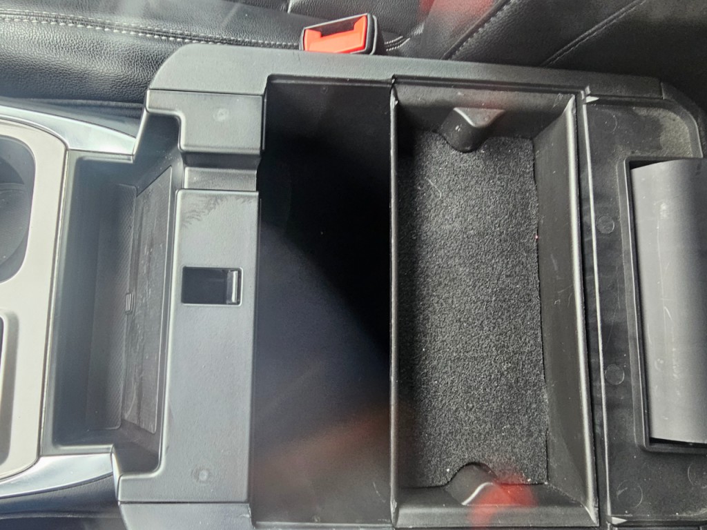2021 Ford Explorer Image 48