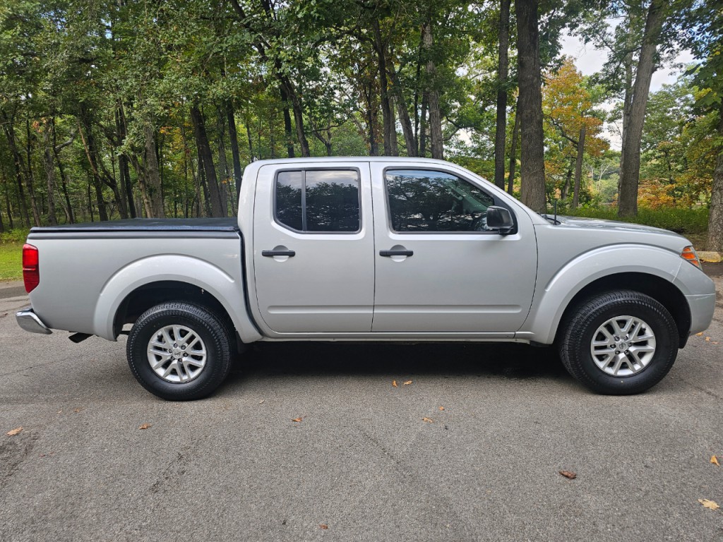 2016 Nissan Frontier Image 4