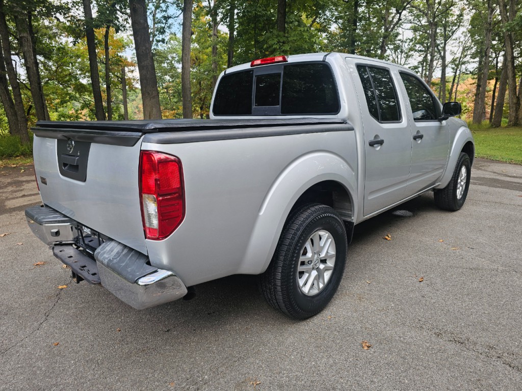 2016 Nissan Frontier Image 6