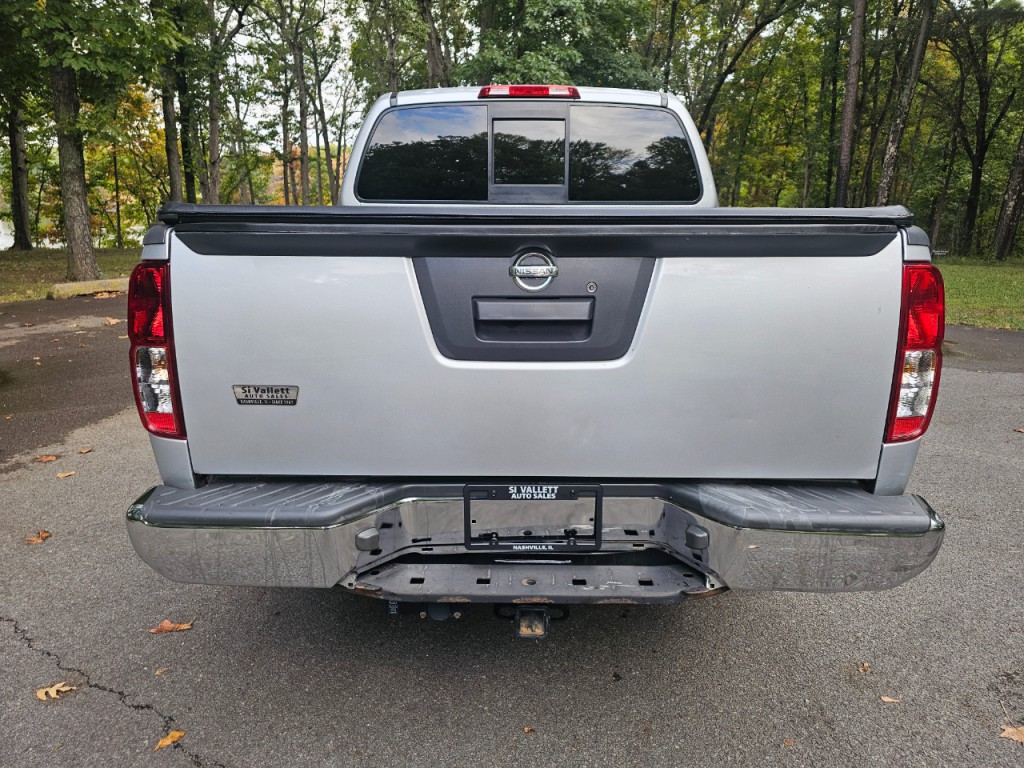 2016 Nissan Frontier Image 7