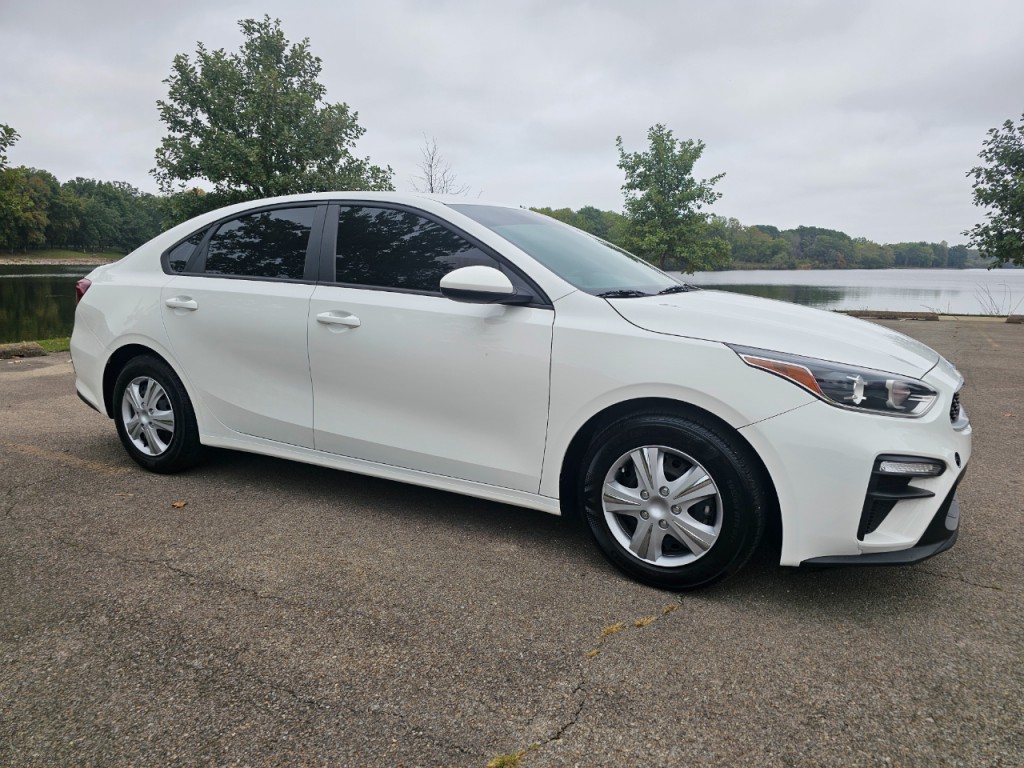 2021 Kia Forte Image 3