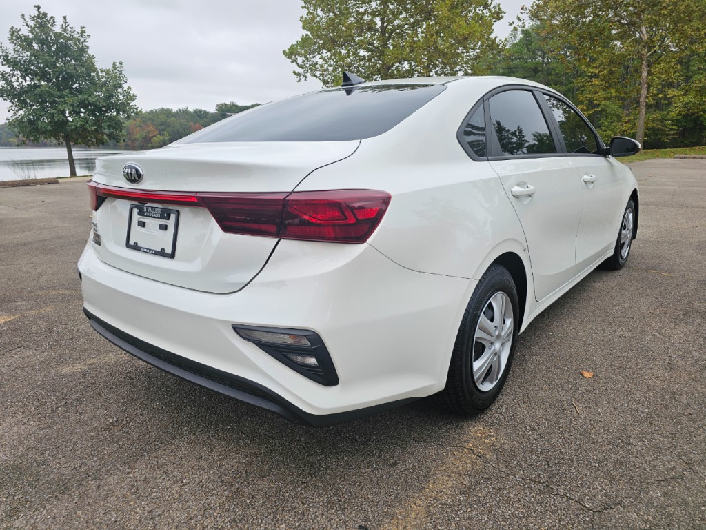 2021 Kia Forte Image 6