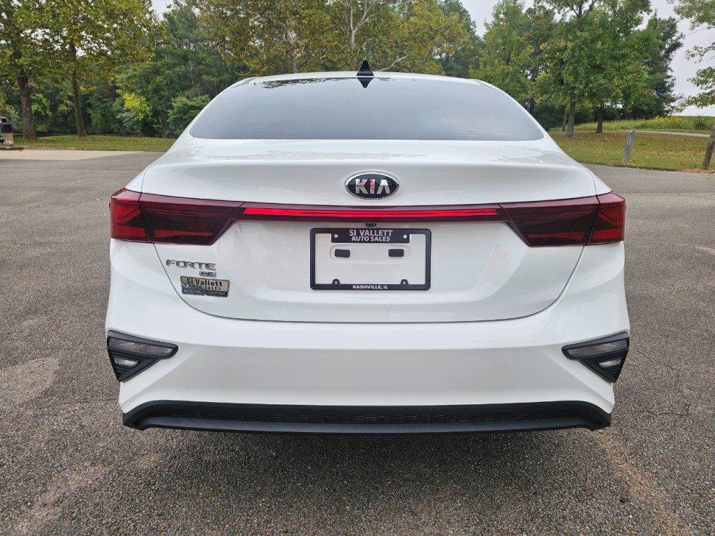 2021 Kia Forte Image 7