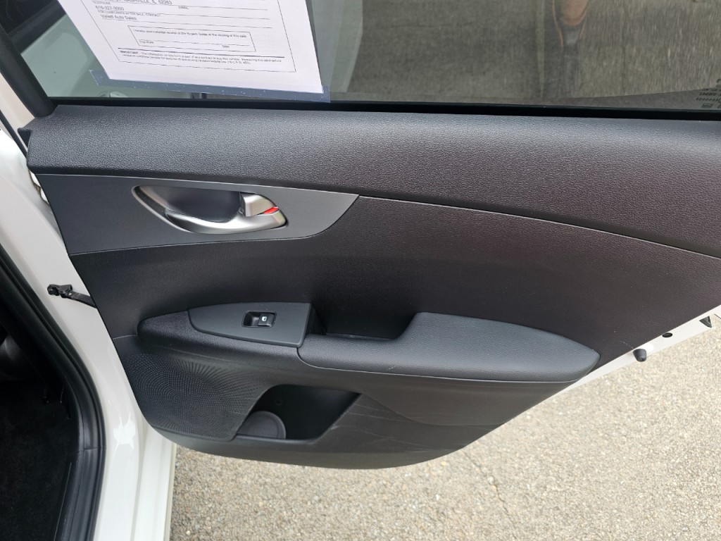 2021 Kia Forte Image 18